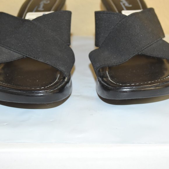 PREVIEW INTERNATIONAL WOMEN'S LEATHER WEDGE SLIP ONS, 3" HEEL, SIZE 9M, EUC! - Picture 2 of 9